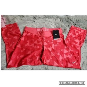 Nike Workout Capri's Sz M NWT